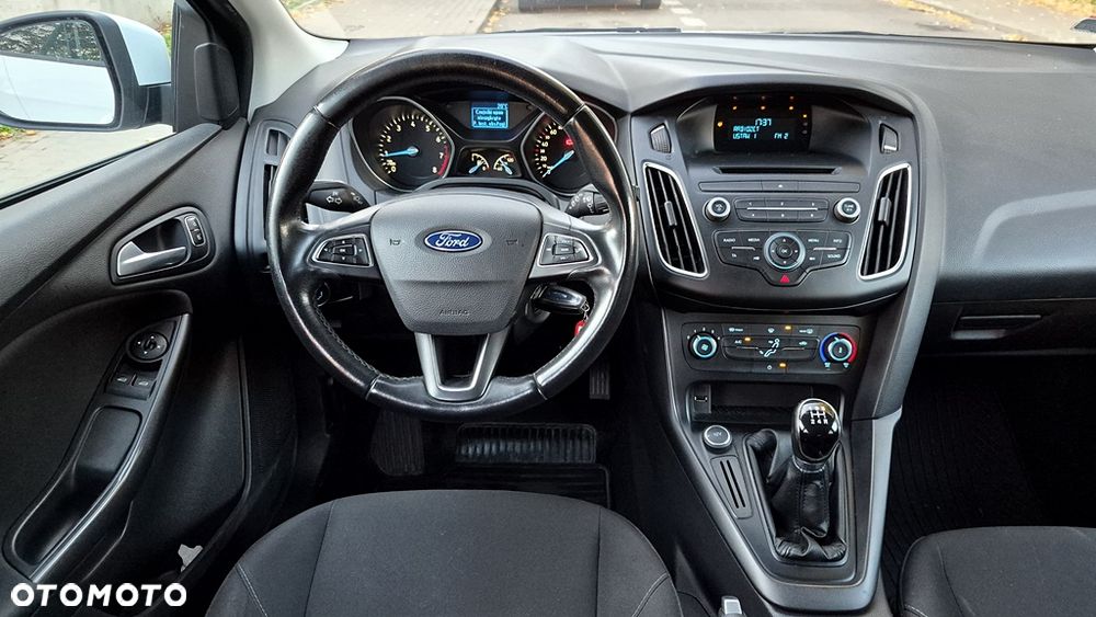 Ford Focus 1.6 Trend - 15