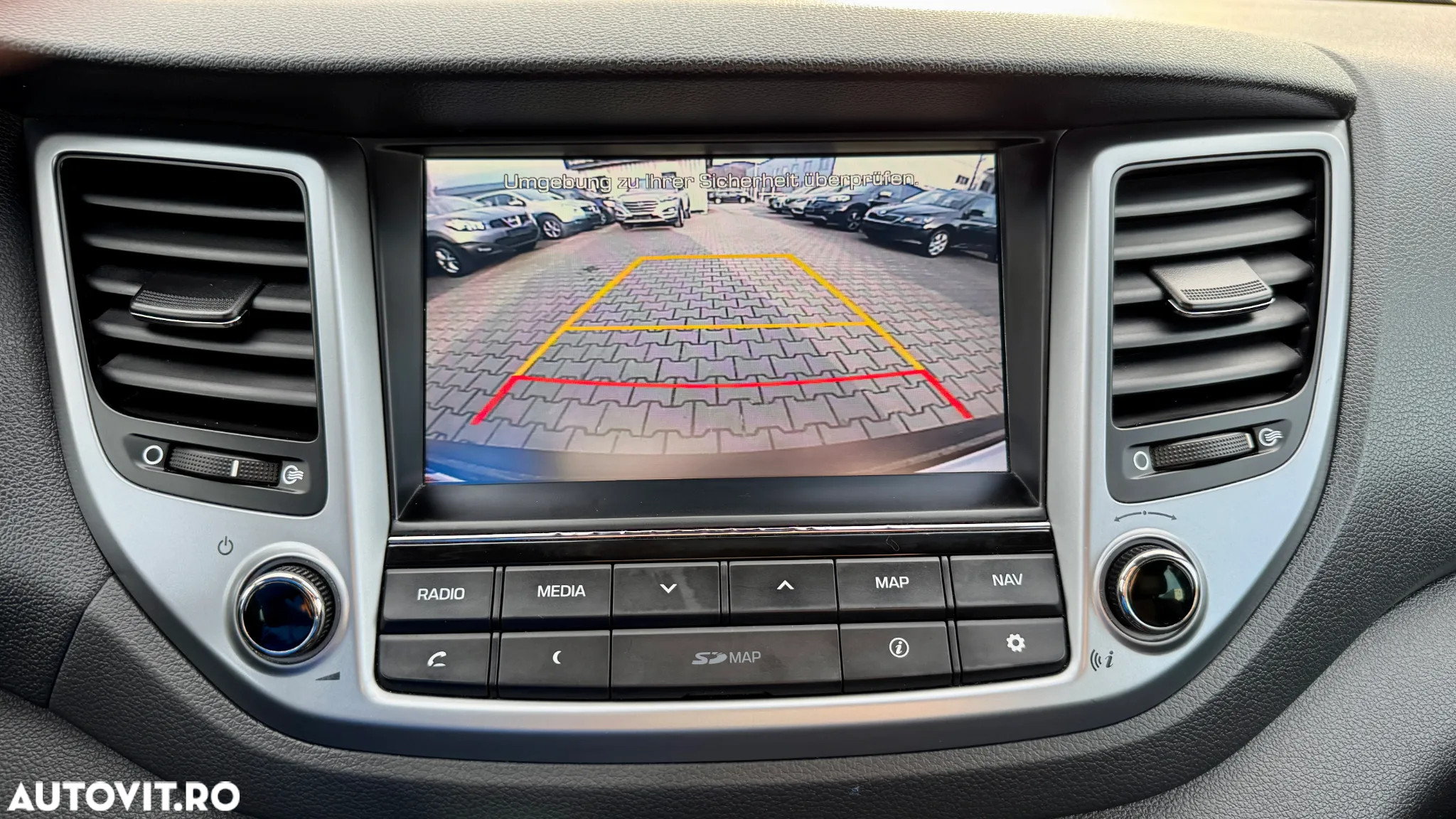 Hyundai Tucson 2.0 CRDI 2WD Style - 15