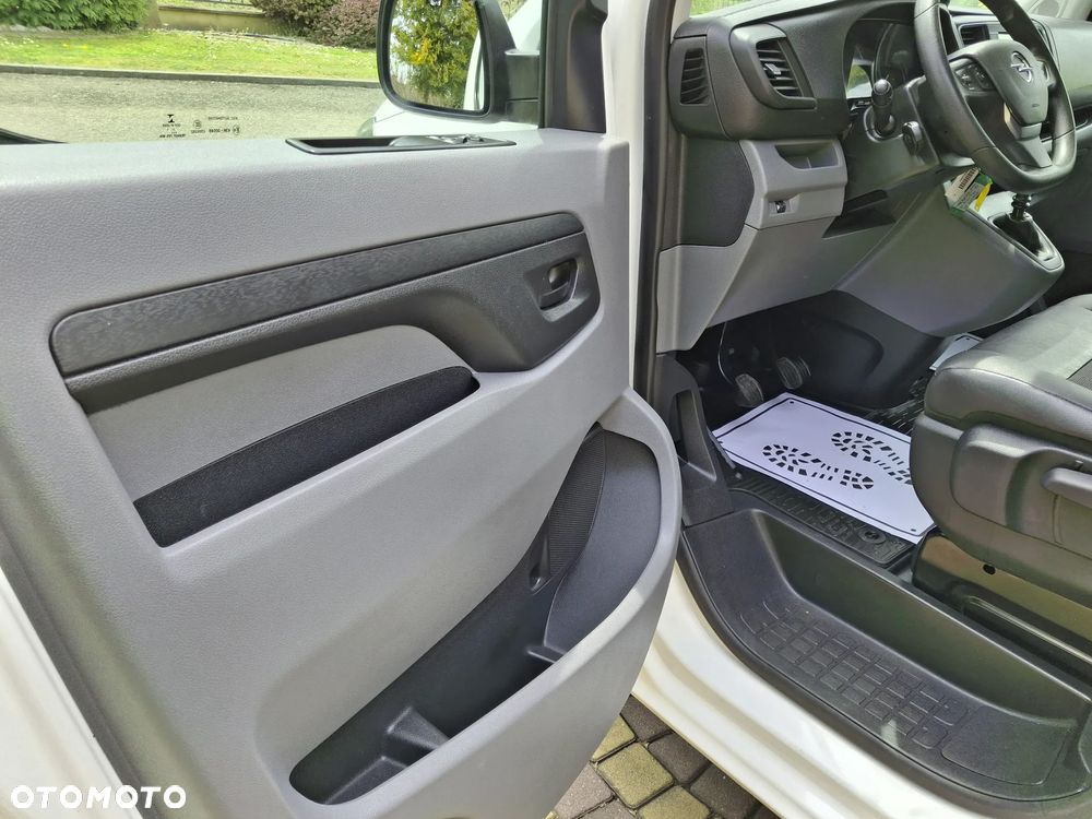 Opel VIVARO - 19