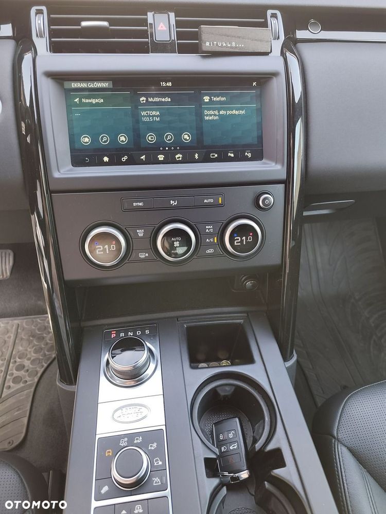 Land Rover Discovery 3.0 Si6 HSE Luxury - 15