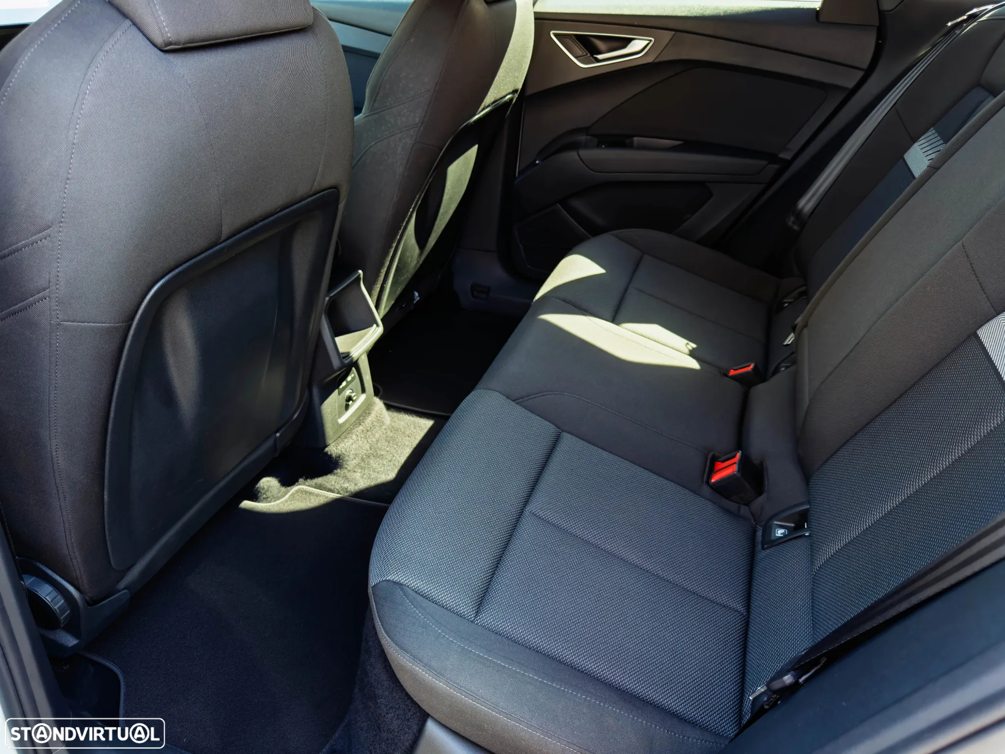 Audi Q4 e-tron 40 82 kWH - 8