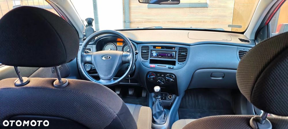 Kia Rio 1.4 EX - 16