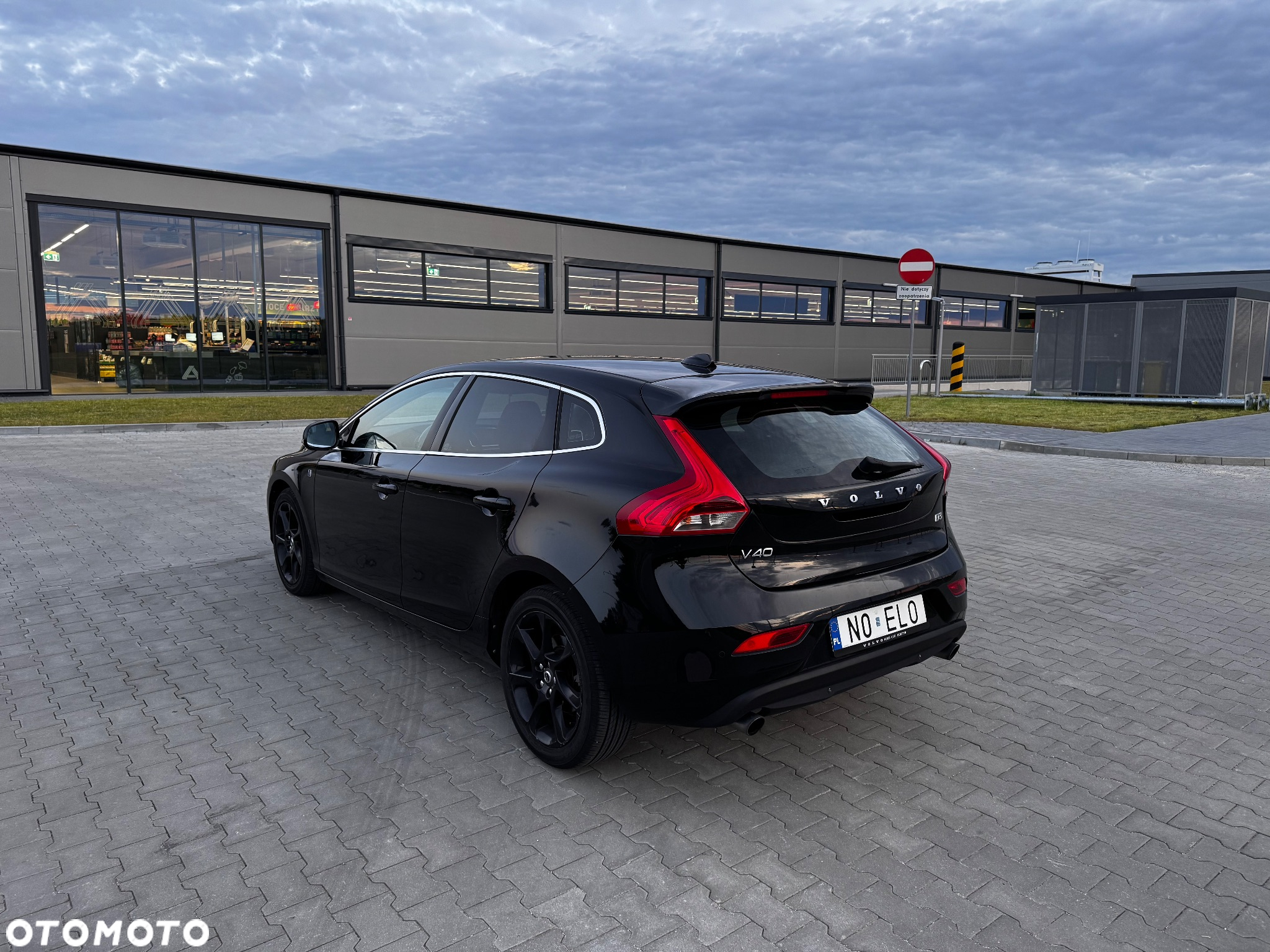 Volvo V40 - 8