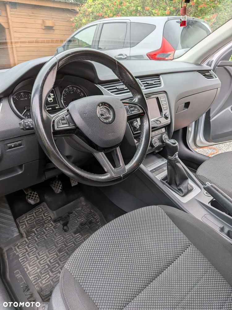 Skoda Octavia 1.2 TSI Ambition - 5
