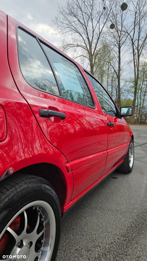 Volkswagen Golf 1.8 - 3