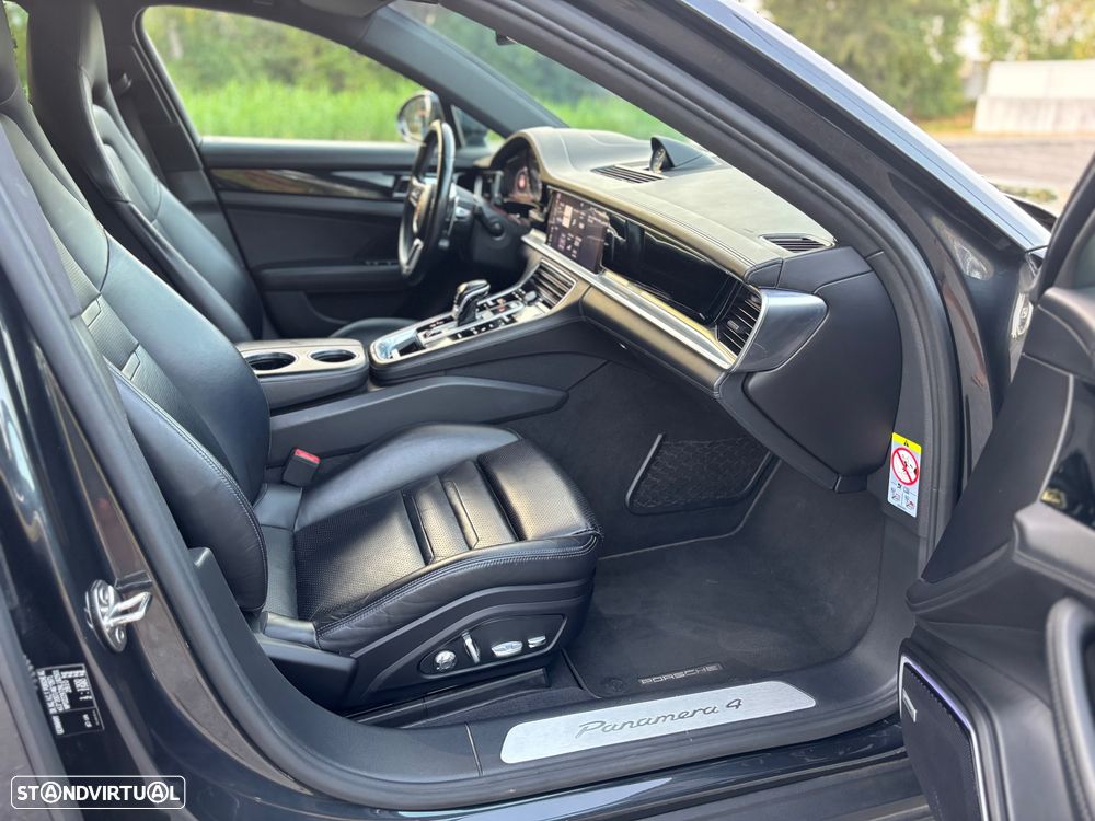 Porsche Panamera Sport Turismo - 17