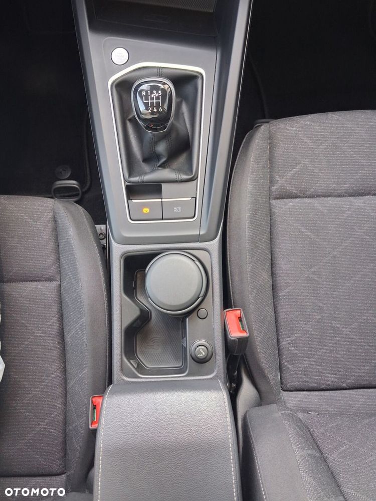 Volkswagen Golf 1.5 TSI EVO Life - 26