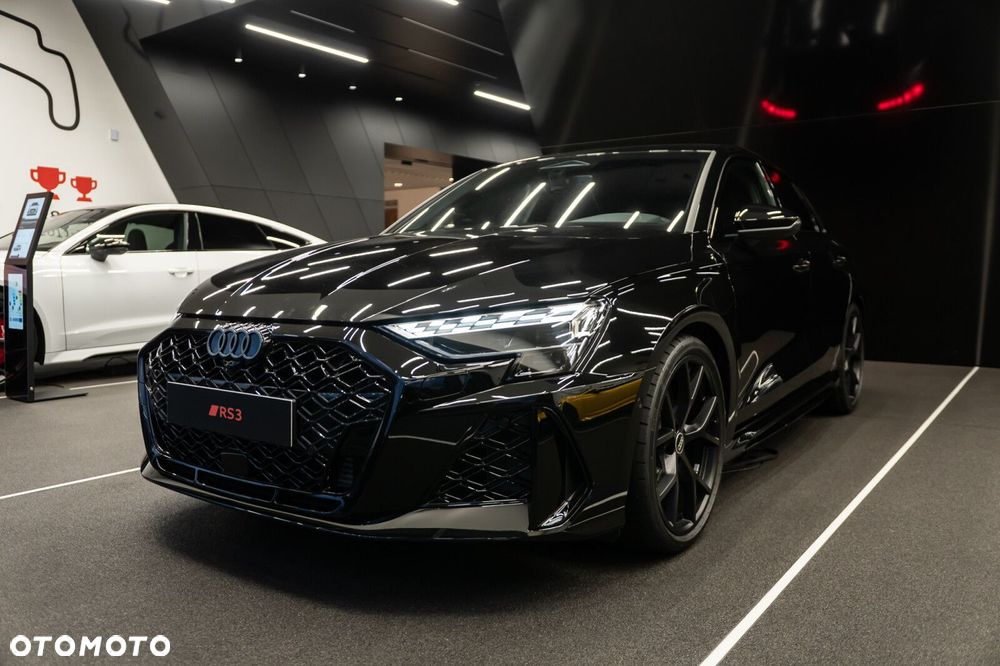 Audi RS3 Sportback - 1