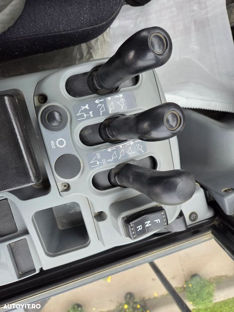 Hitachi EX DEMO, 2024, 454 ore, cupa 5mc, Masa operationala 28t, Anv BRIDGESTONE 95% ok, FARA AD BLUE, Inaltimea incarcare 4,4m, prousa in JAPONIA, posibilietate leasing 5 ani cu rata 16.500 lei lunar, PROMOTIE 177.900 EUR+Tva - 15