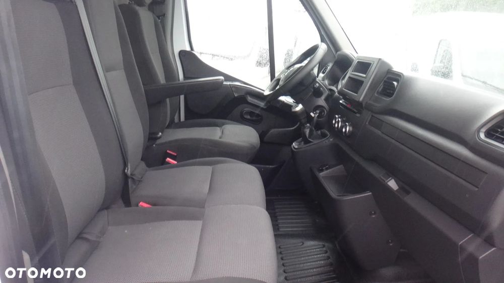 Renault Master - 10