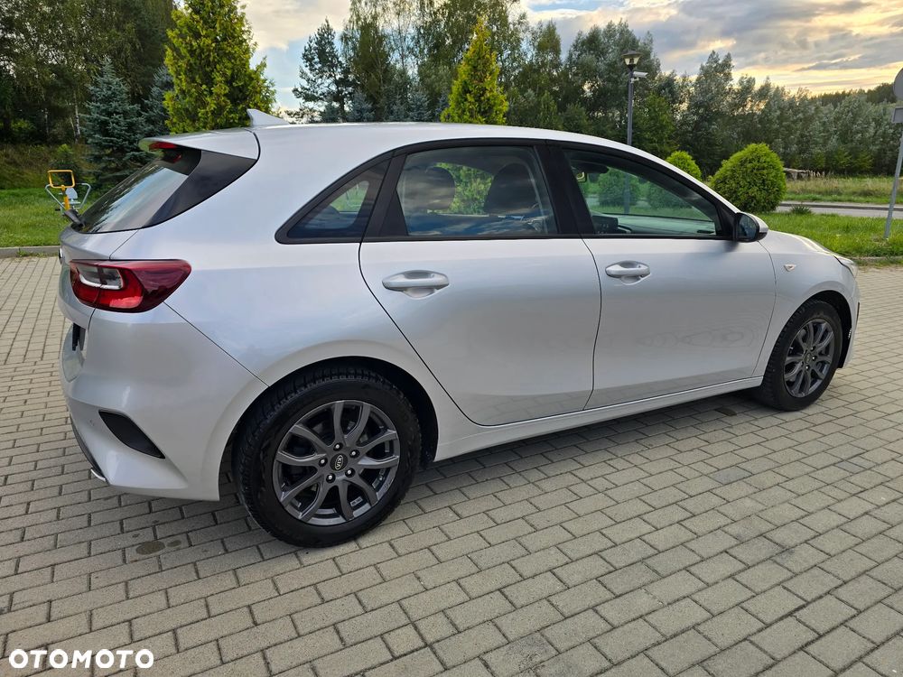 Kia Ceed 1.4 CVVT Fifa World Cup Edition - 8