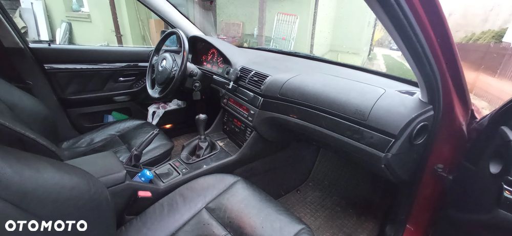 BMW Seria 5 - 35