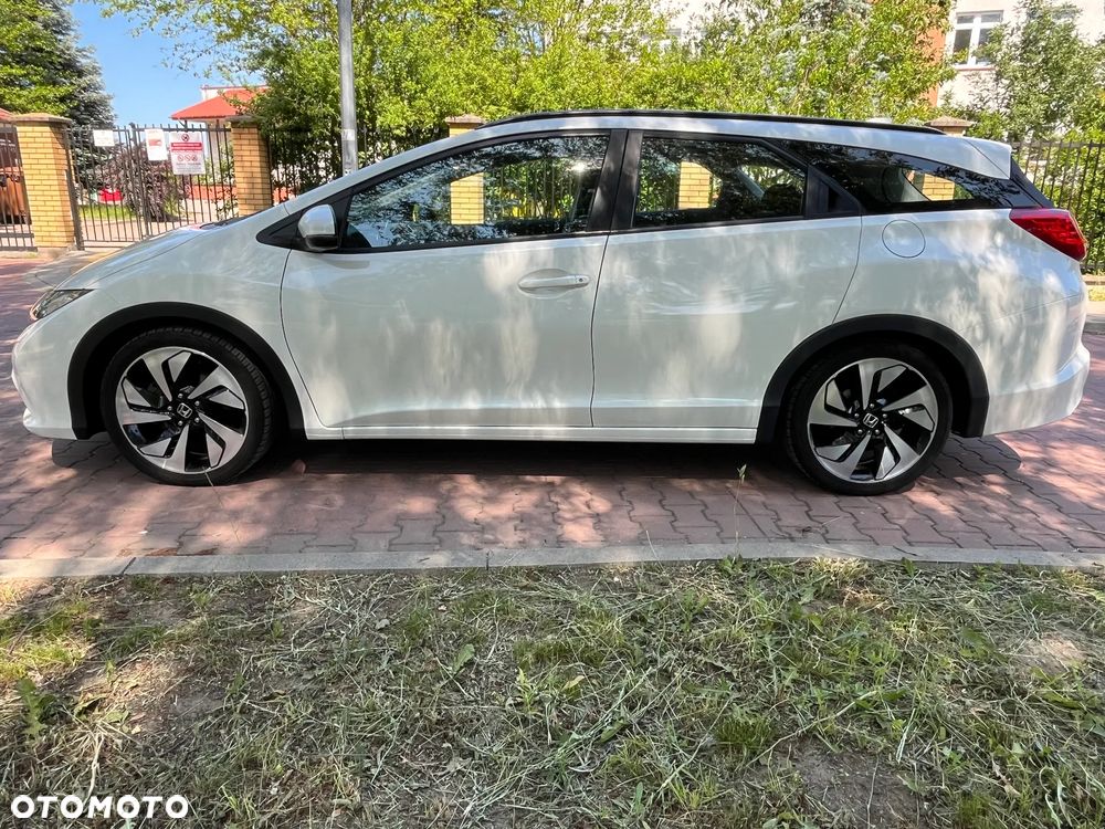 Honda Civic 1.8 Executive - 11