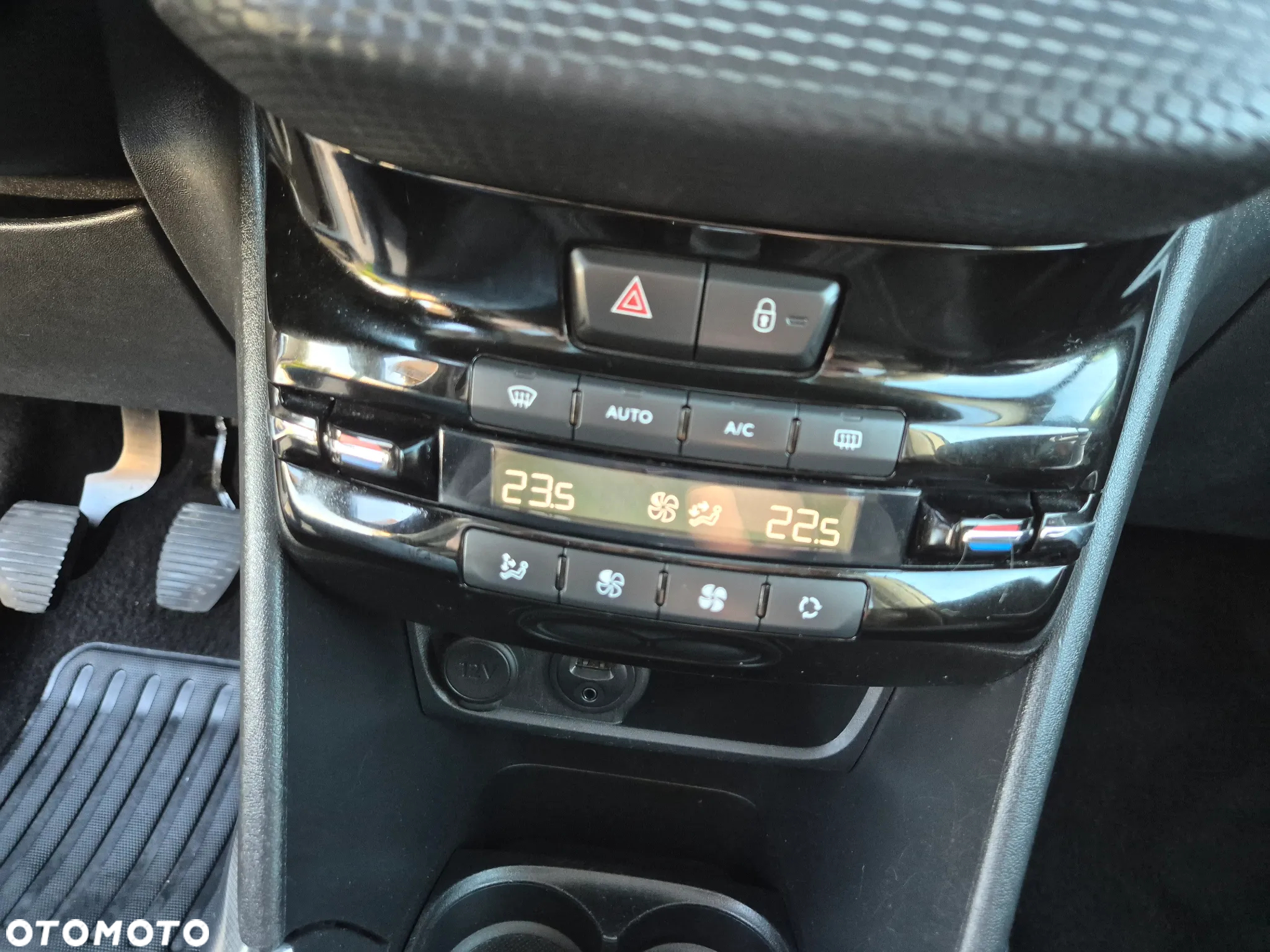 Peugeot 2008 e-HDi FAP 115 STOP & START Business-Line - 36