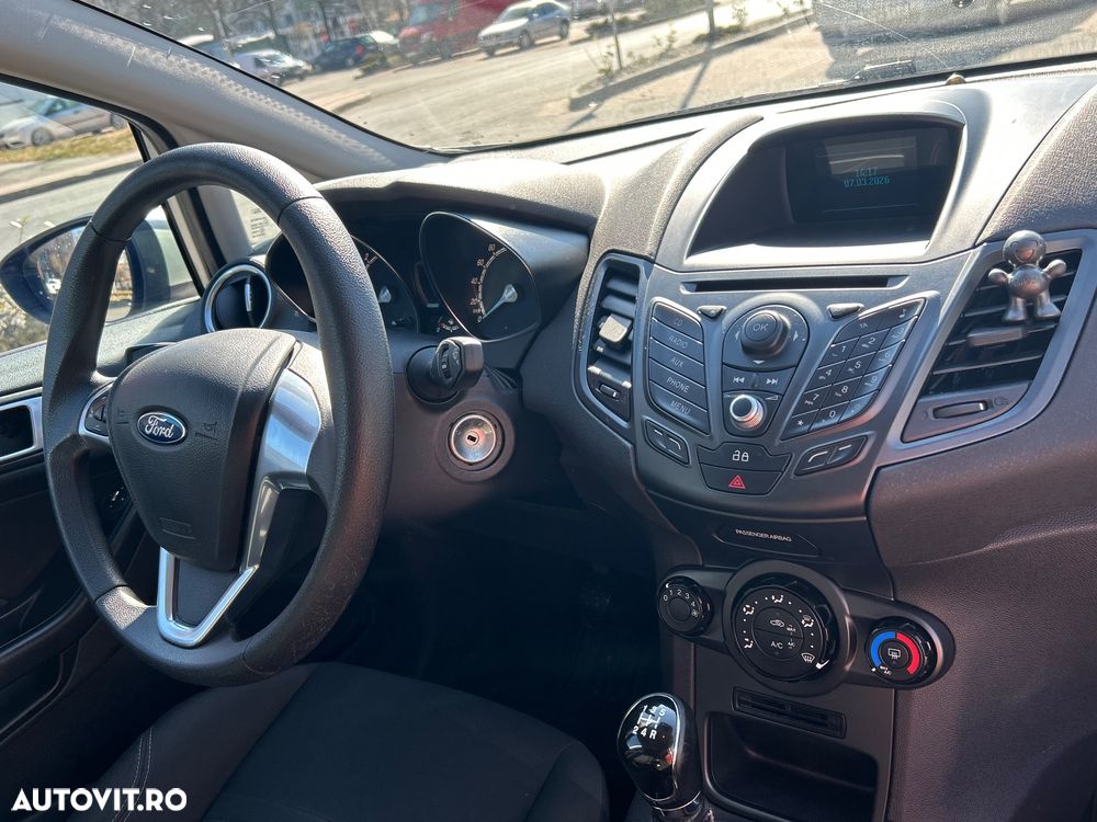 Ford Fiesta 1.5 TDCi DPF Trend - 31