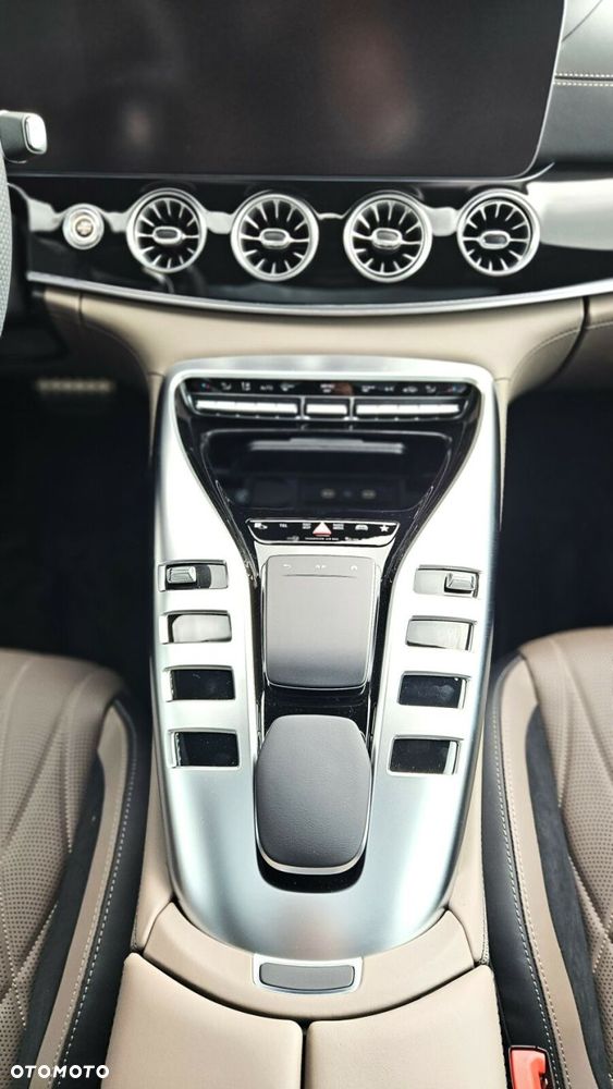 Mercedes-Benz AMG GT - 25