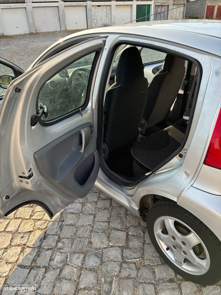 Peugeot 107 1.0 Black&Silver - 15