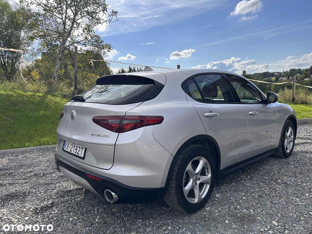 Alfa Romeo Stelvio 2.2 JTDM - 27