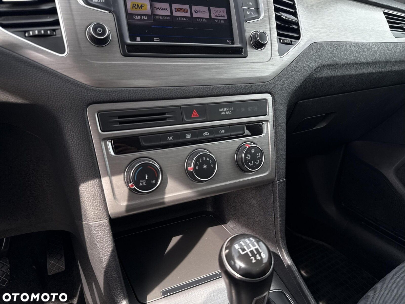 Volkswagen Golf Sportsvan VII SV 1.2 TSI BMT Comfortline - 17