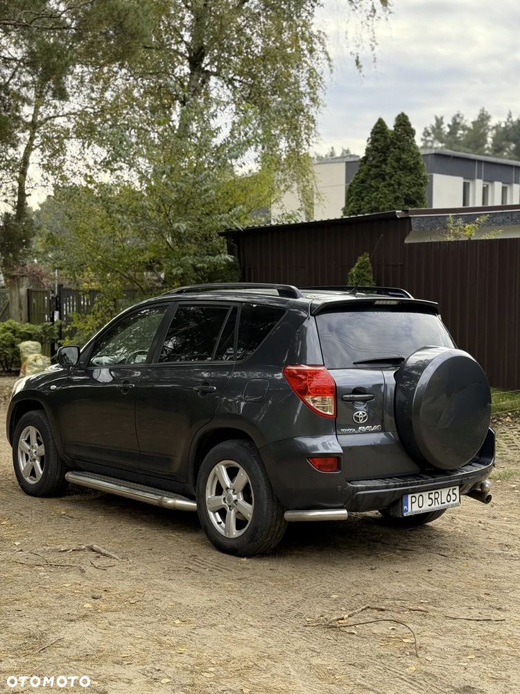 Toyota RAV4 - 5