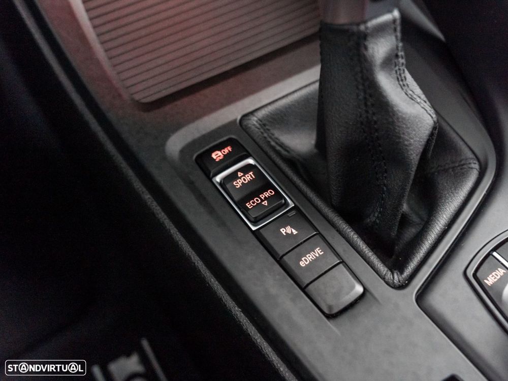 BMW X1 25 e xDrive - 23