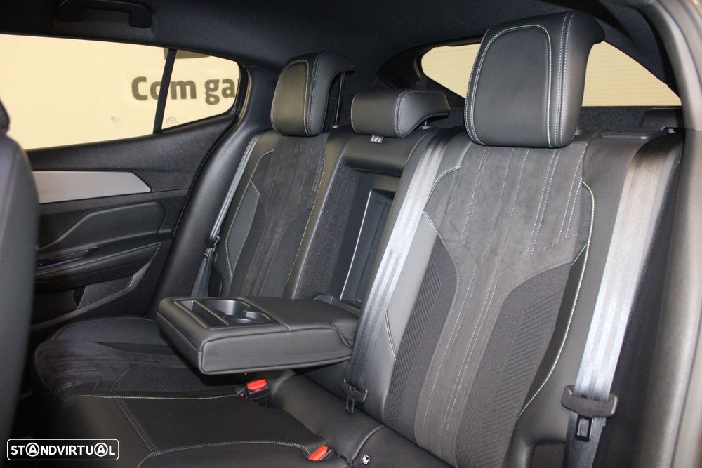 Peugeot 408 1.2 PureTech GT EAT8 - 42