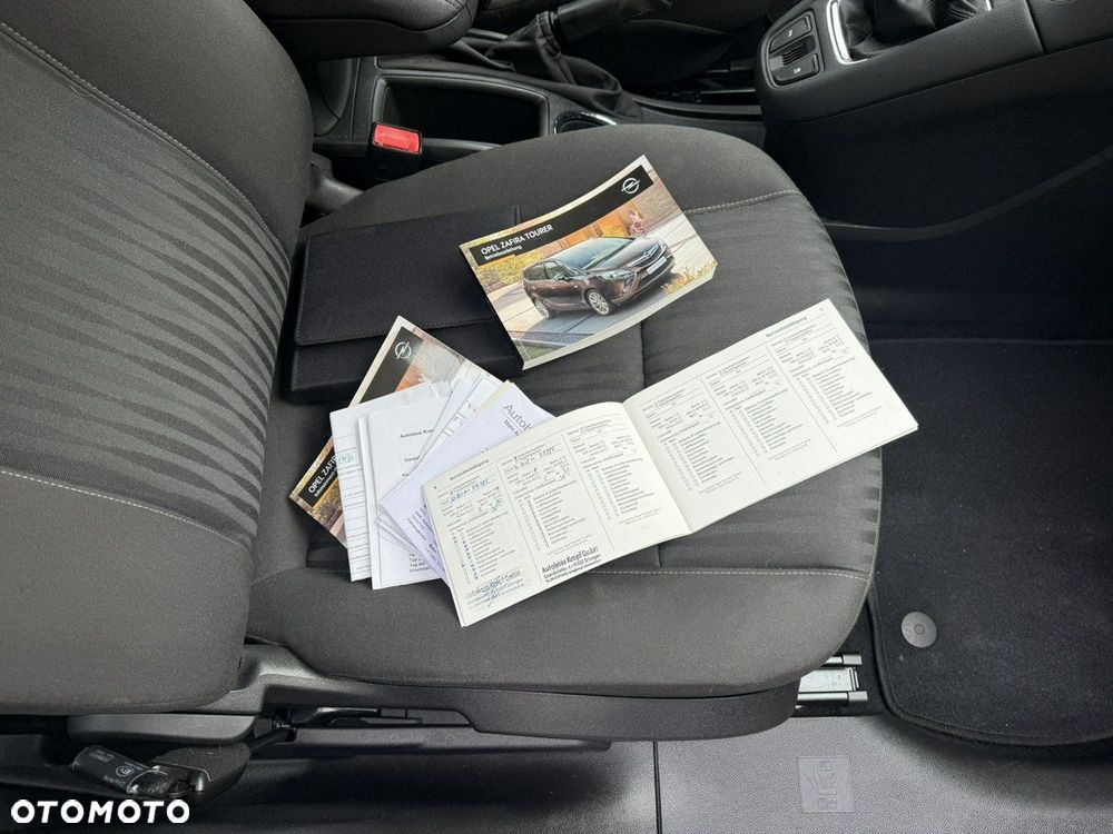 Opel Zafira - 26