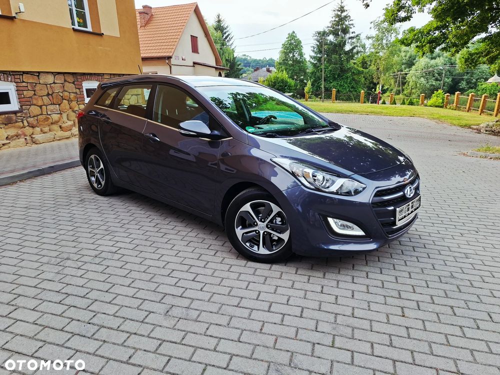Hyundai i30 blue Kombi 1.6 GDi Passion - 7