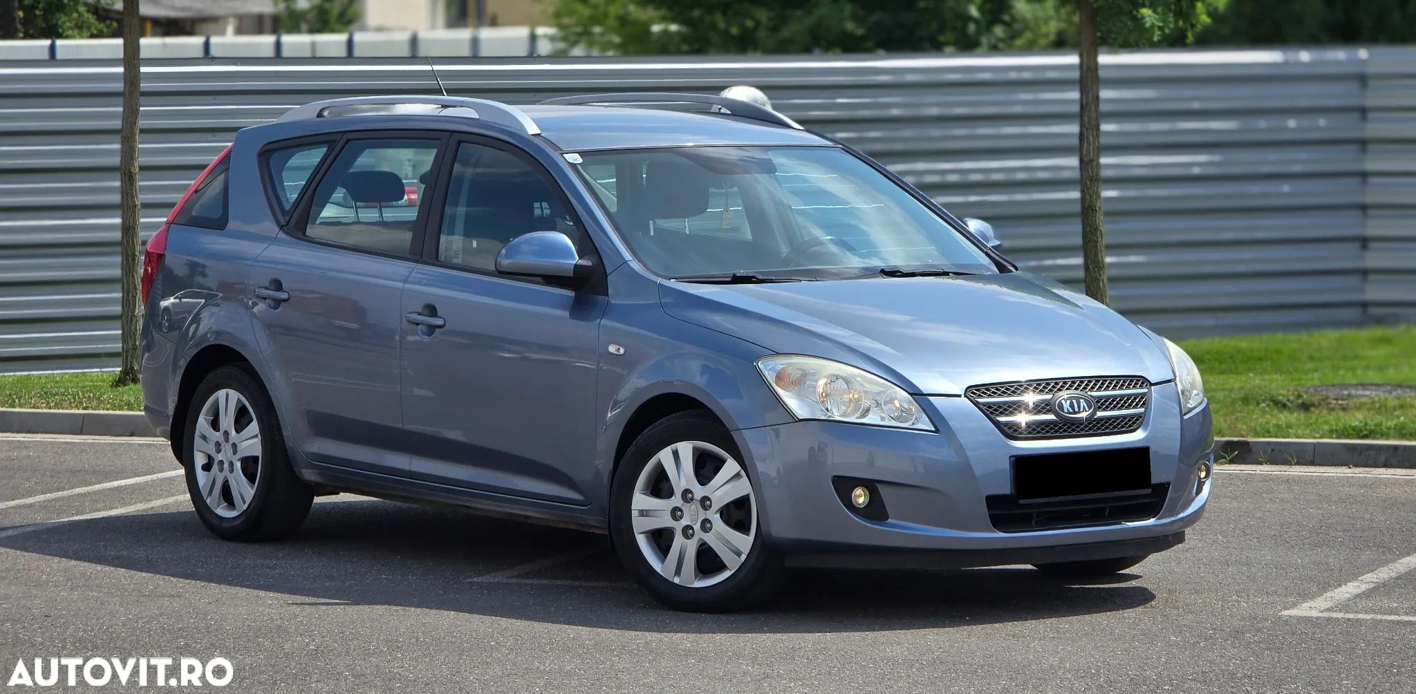 Kia Ceed - 1
