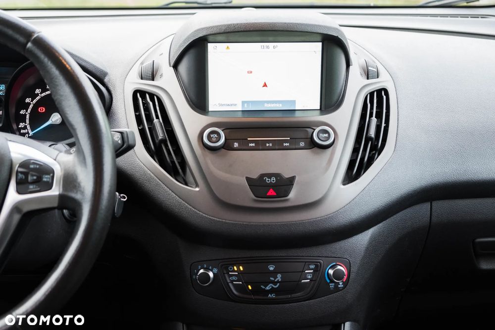 Ford Tourneo Courier 1.5 TDCi S&S Titanium - 32