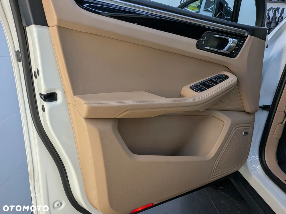 Porsche Macan T PDK - 5