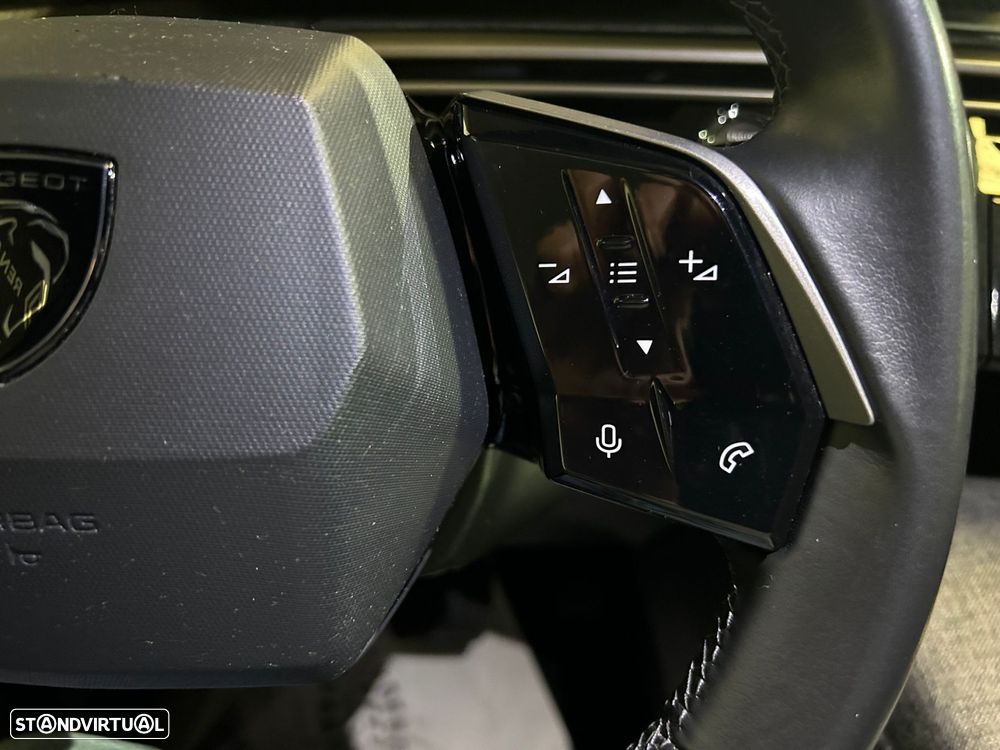 Peugeot 3008 1.2 Hybrid Allure Pack e-DCS6 - 28