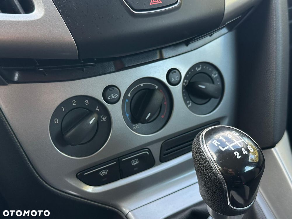 Ford Focus 1.6 TDCi Edition - 18