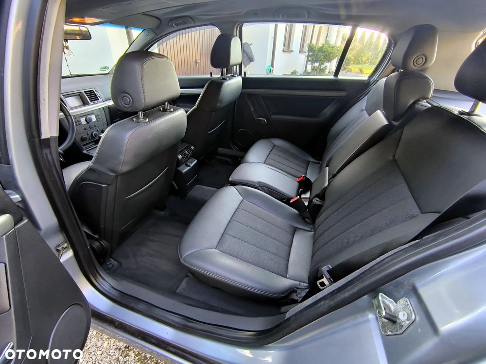 Opel Signum 1.9 CDTI Cosmo - 15