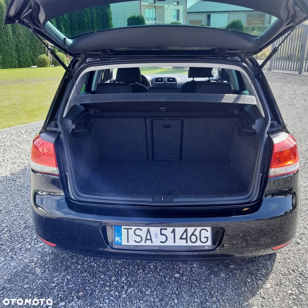 Volkswagen Golf - 14