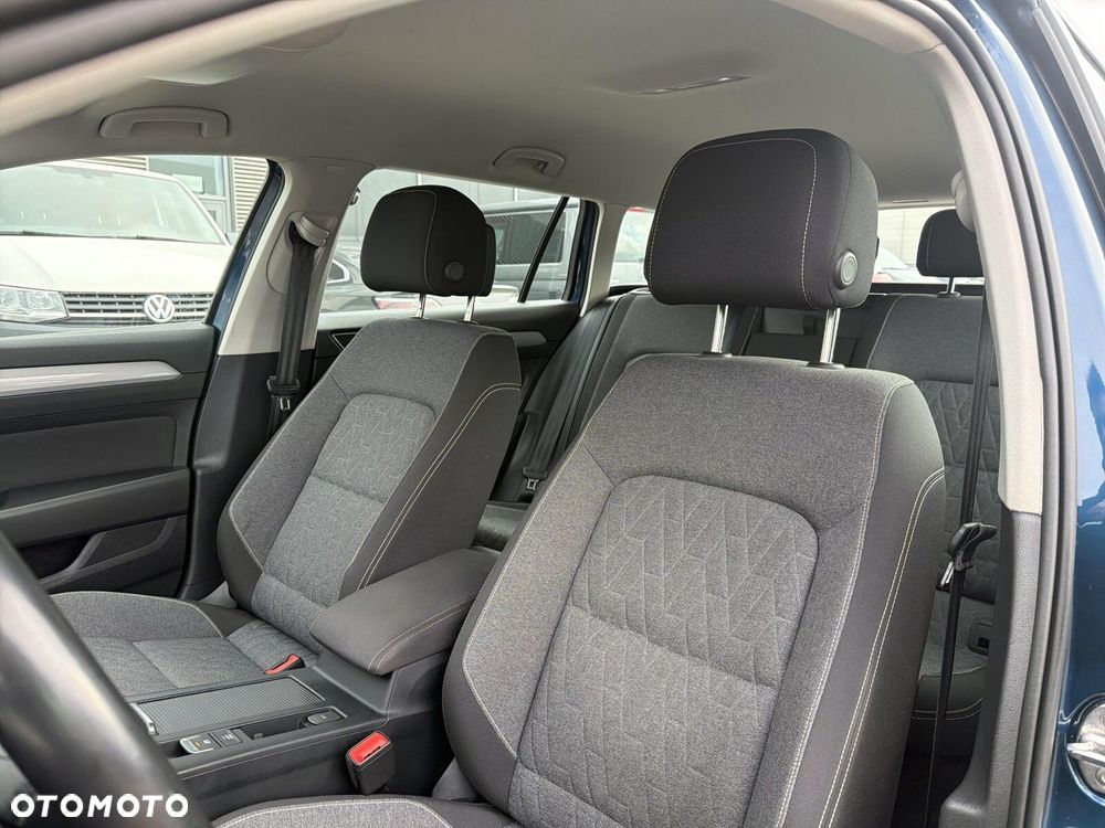 Volkswagen Passat Variant - 10