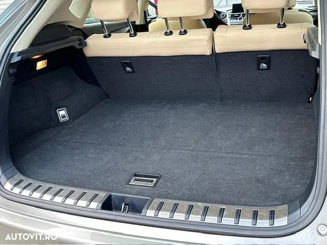 Lexus Seria NX 300h E-FOUR F Sport - 3