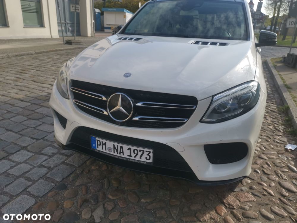 Mercedes-Benz GLE 350 d 4Matic 9G-TRONIC - 3