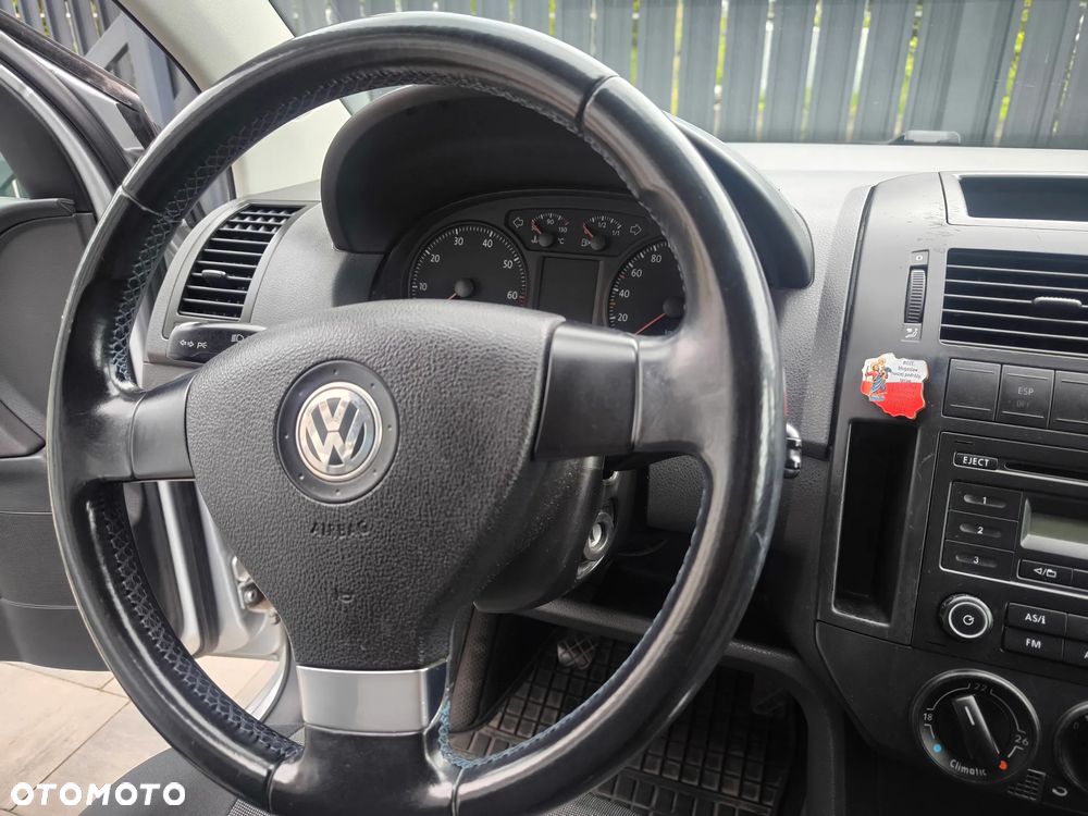 Volkswagen Polo 1.2 Tour - 19