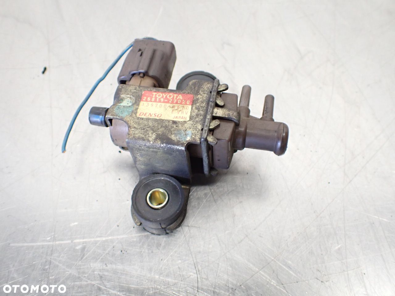 ZAWÓR PODCIŚNIENIA TOYOTA COROLLA E12 D4D 2.0V25819-27020 - 1
