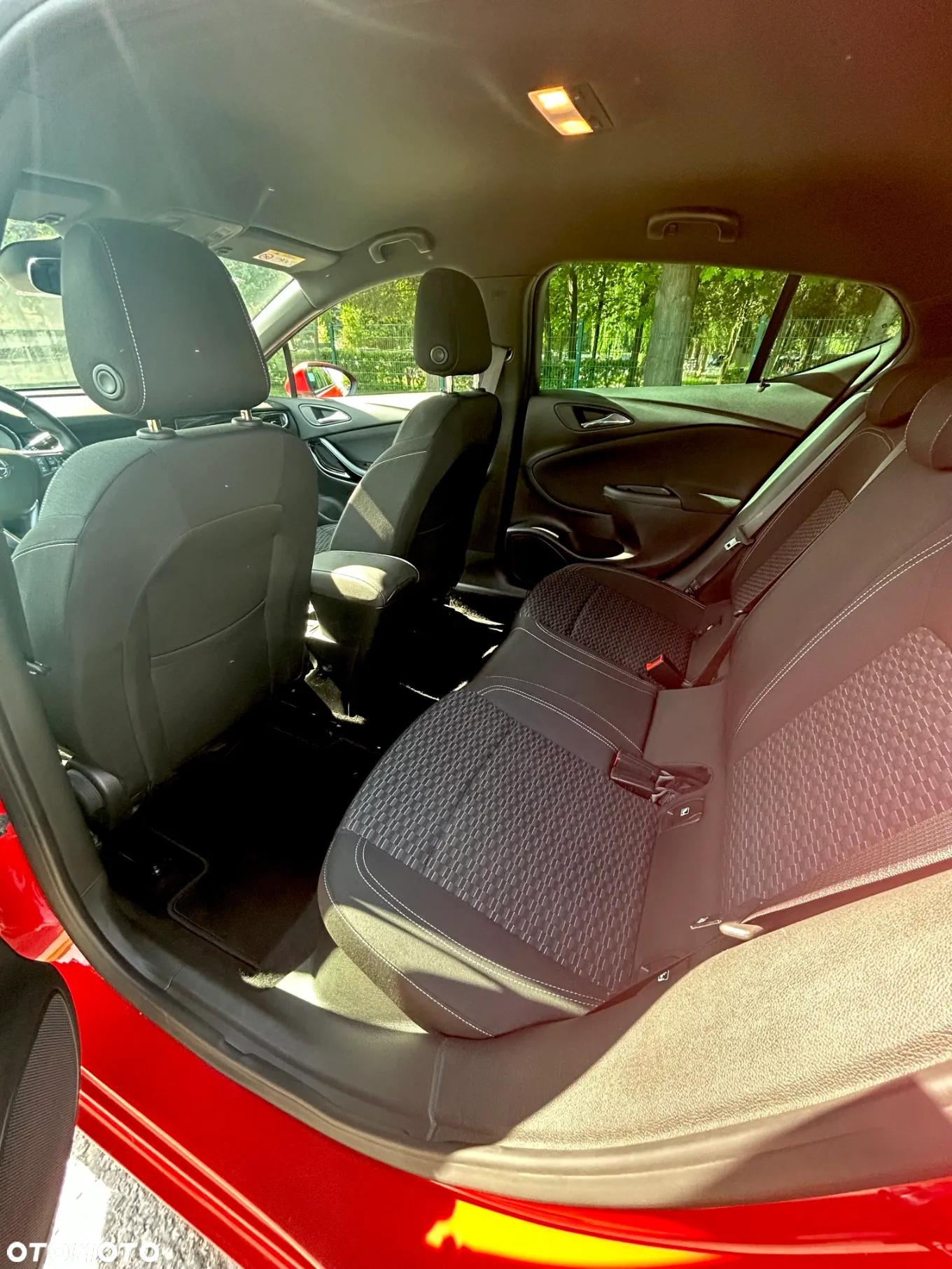 Opel Astra V 1.4 T Dynamic S&S - 16