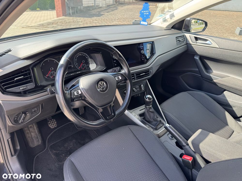 Volkswagen Polo - 8