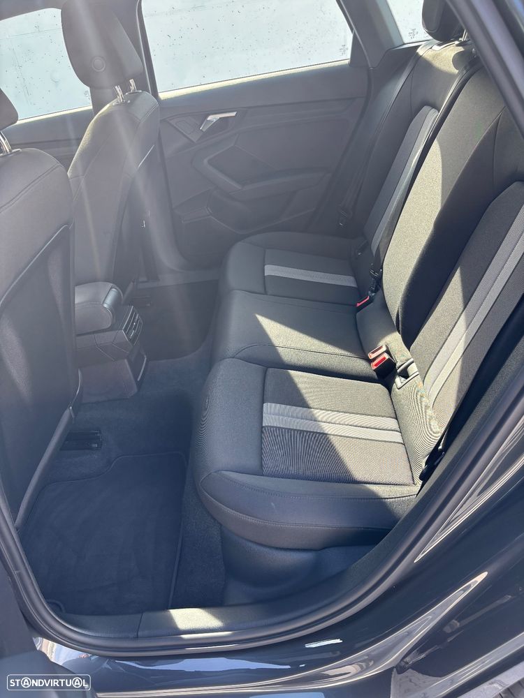 Audi A3 Sportback 30 TFSI Advanced - 11