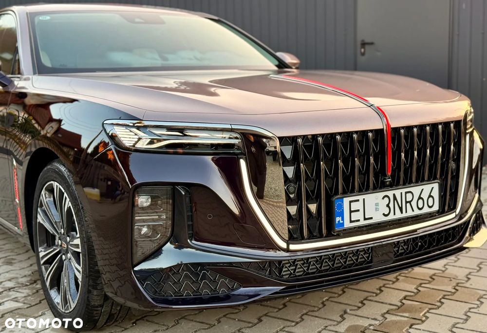 Hongqi H9 - 18