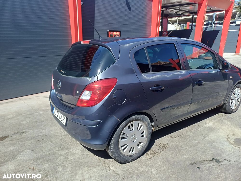 Opel Corsa - 2