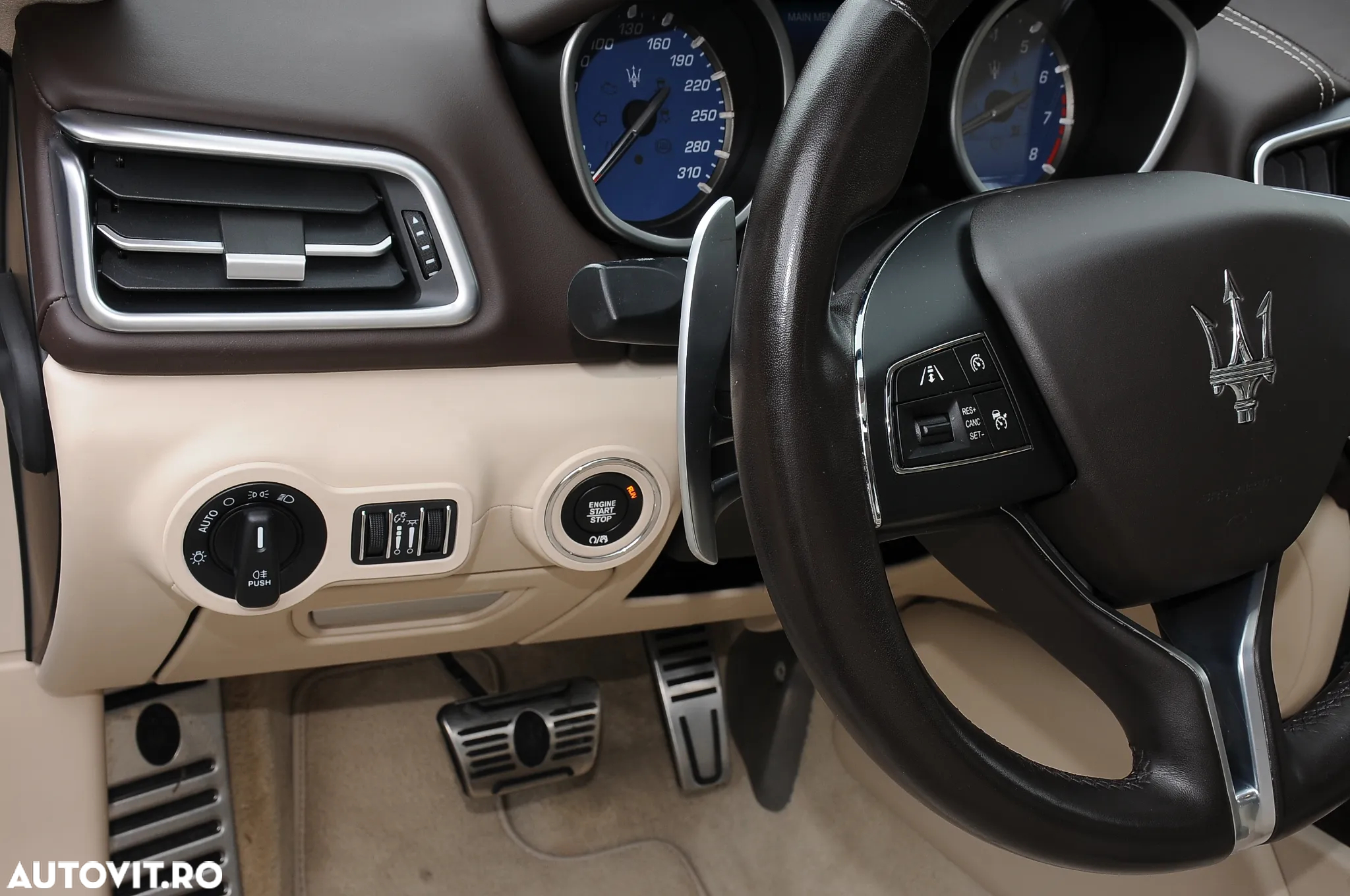 Maserati Ghibli - 11