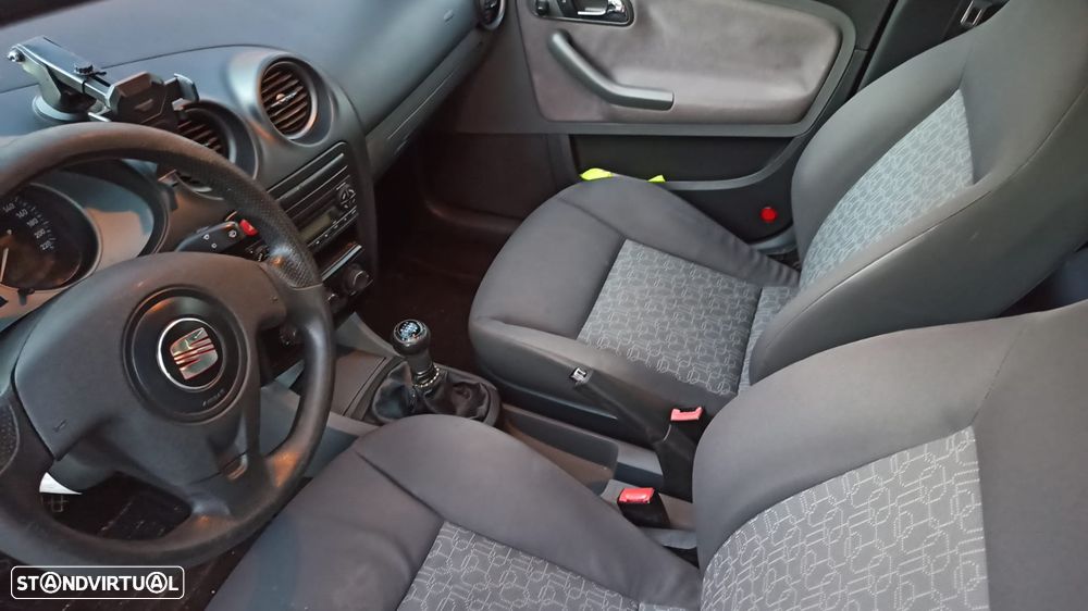 SEAT Ibiza 1.2 12V Reference - 9