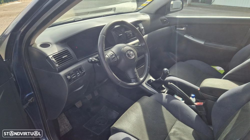 Toyota Corolla SW 1.4 D-4D AC - 5