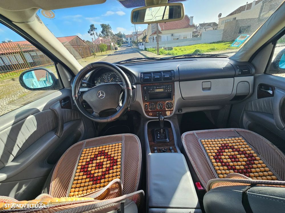 Mercedes-Benz ML 270 - 14