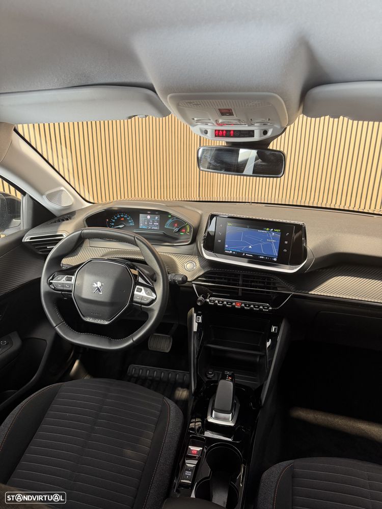 Peugeot e-208 Active - 10